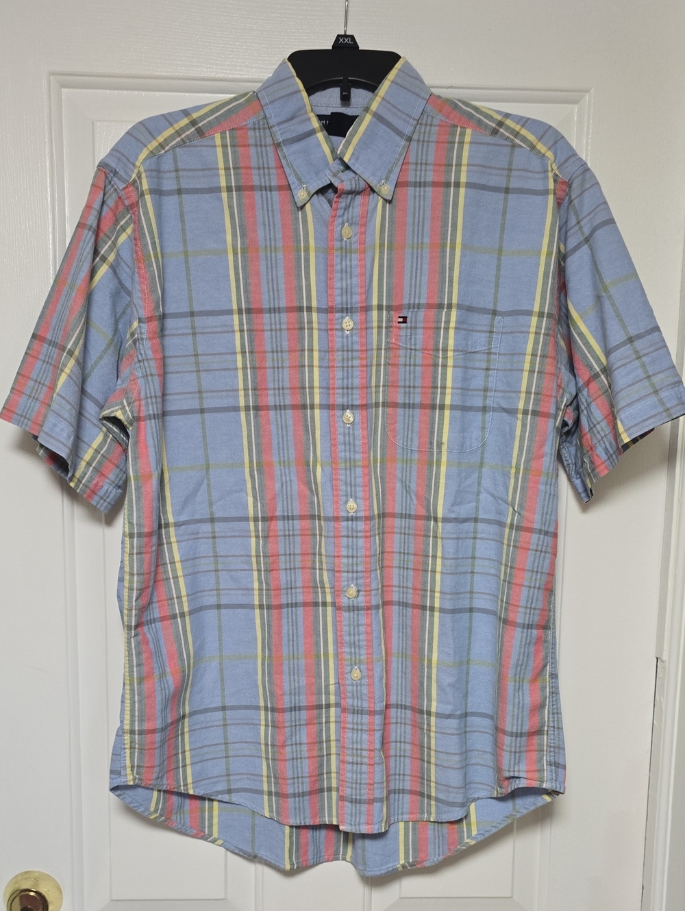 Tommy Hilfiger Light Blue Plaid Short-Sleeve Button-Down Shirt Size M